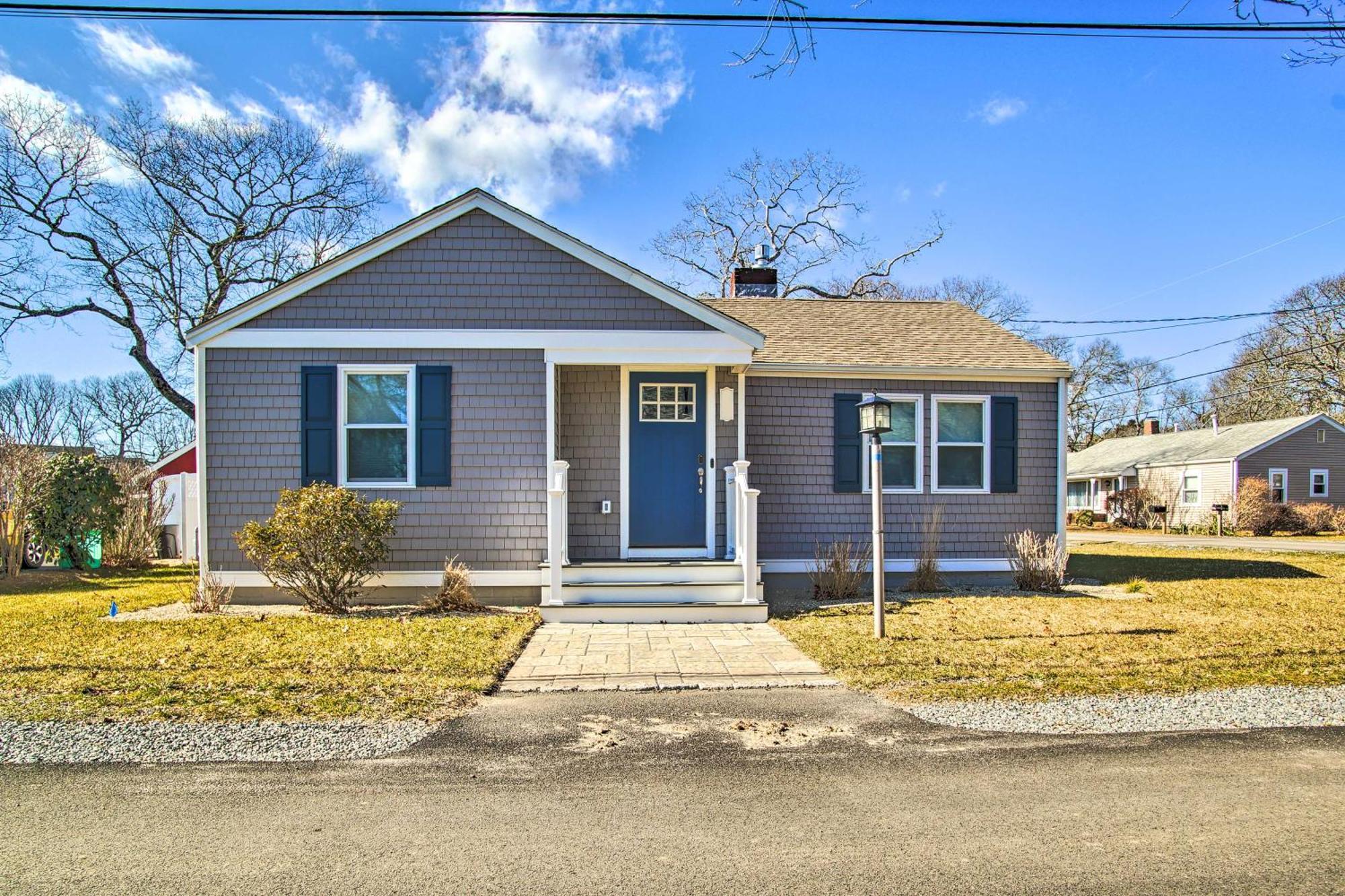 Updated Buzzards Bay Beach Cottage Walk To Shore! Борн Екстер'єр фото