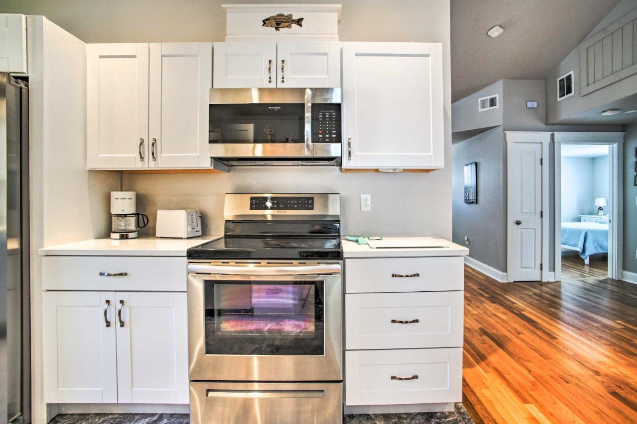 Updated Buzzards Bay Beach Cottage Walk To Shore! Борн Екстер'єр фото