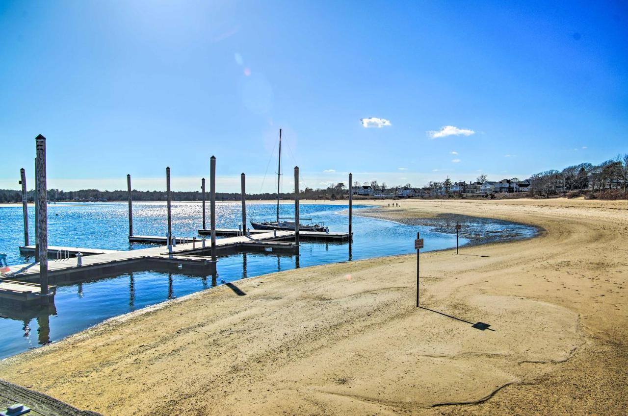 Updated Buzzards Bay Beach Cottage Walk To Shore! Борн Екстер'єр фото